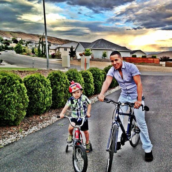 Meet your Posher, Kyle - Picture 1 of 1